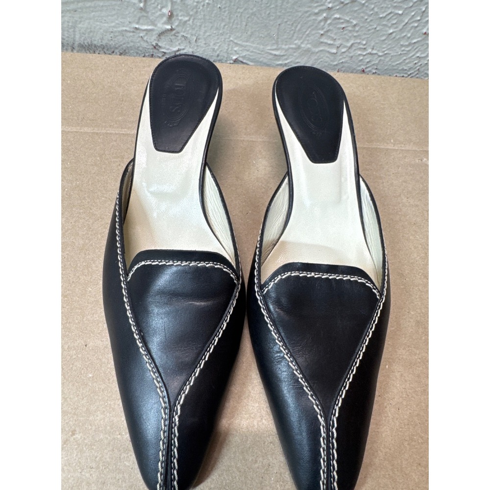 Tods Womens Black Leather Pointed Toe Kitten Mules White Stitching Italy Sz 9
